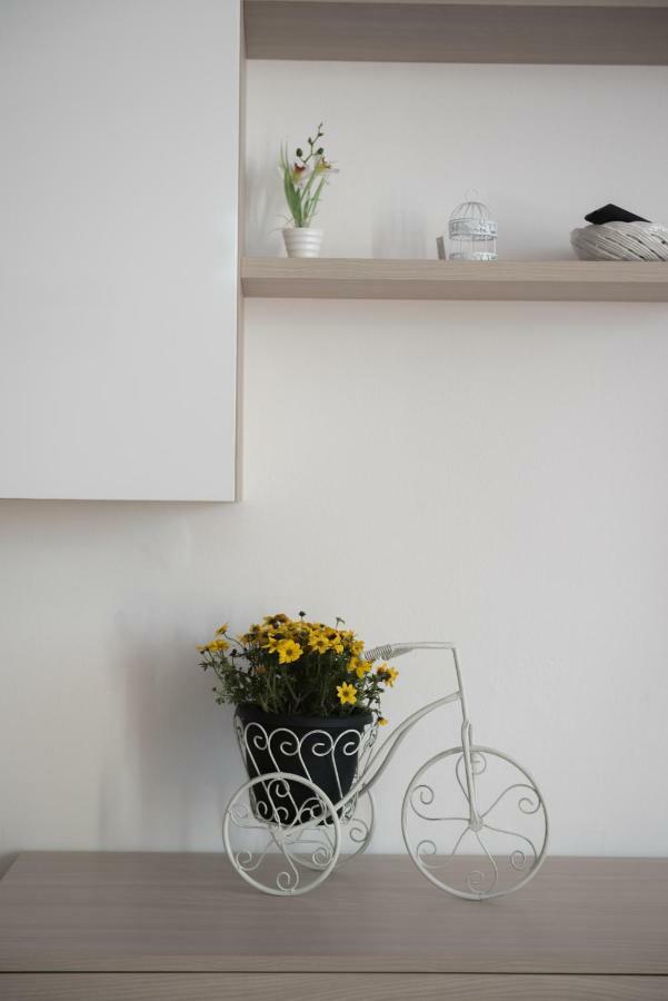 Villa Rosa Luxury Apartment Mondello Exterior photo